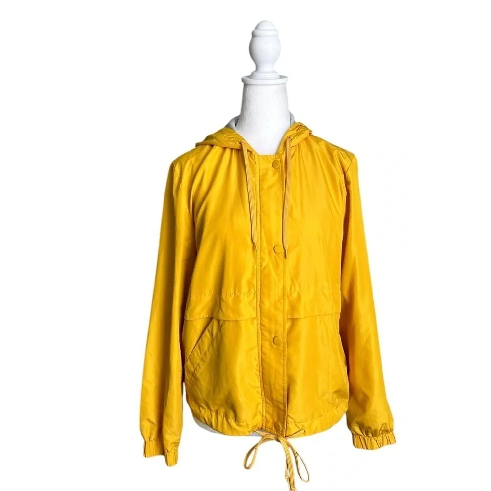 Divided H&M Yellow Lightweight Hoodie Windbreaker Jacket Size Small - Picture 3 of 17